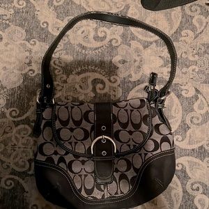 VINTAGE Coach Y2K Leather And Canvas Monogram
Mini Bag slight wear on strap.